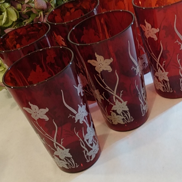 Vintage Rudy Red Tumblers - Picture 3 of 5